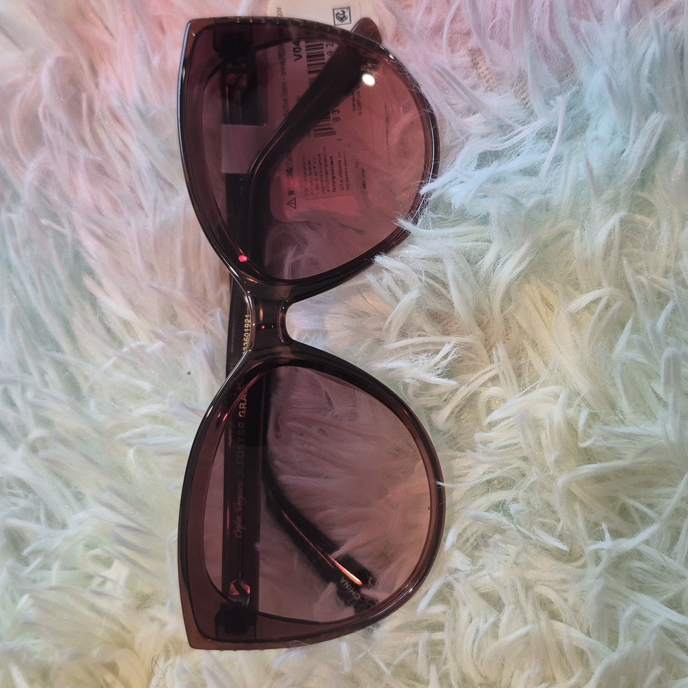 Sofia Vergara X Foster Grant Brown Cat-Eye Sunglasses